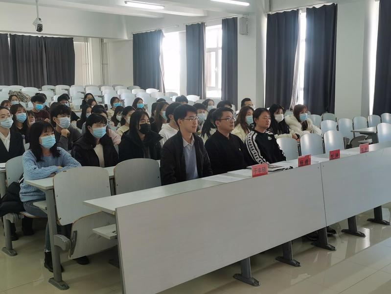 桃子汉化怎么用举行第十期分党校开班仪式